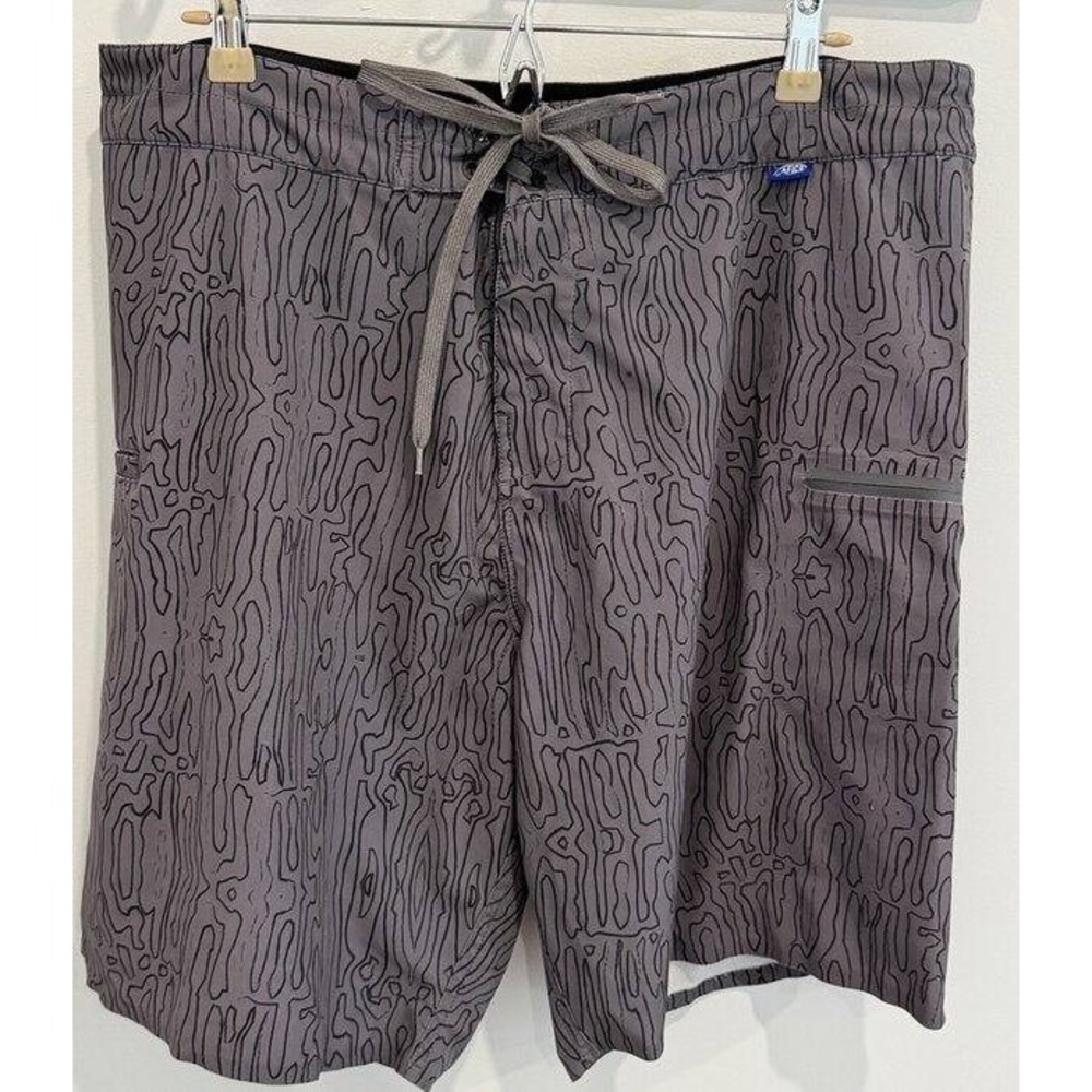 AFTCO Mens Fishing Board Shorts Lace Closure Gray Black Line Bark Print Size 36